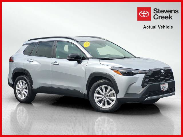 Certified 2026 Toyota Corolla Cross LE FWD image 1