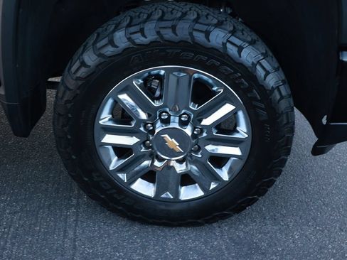 Used 2024 Chevrolet Silverado 2500 High Country AWD/4WD image 8