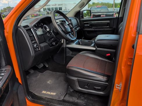 Used 2017 RAM 1500 Sport w/ Ignition Orange Sport Package AWD/4WD image 32