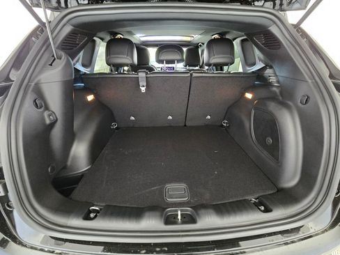 New 2026 Jeep Compass Latitude w/ Sun and Sound Group image 14