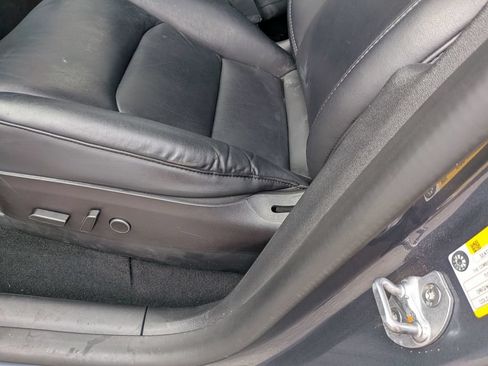 Used 2022 Tesla Model Y Long Range AWD/4WD image 15