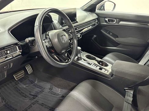 Used 2025 Honda Civic Sport image 12