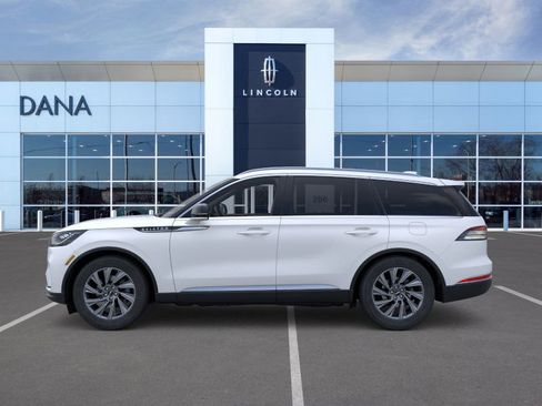 New 2025 Lincoln Aviator Premiere image 3