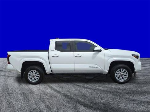 Used 2024 Toyota Tacoma SR5 image 3