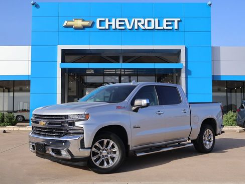 Used 2022 Chevrolet Silverado 1500 LTZ AWD/4WD image 1