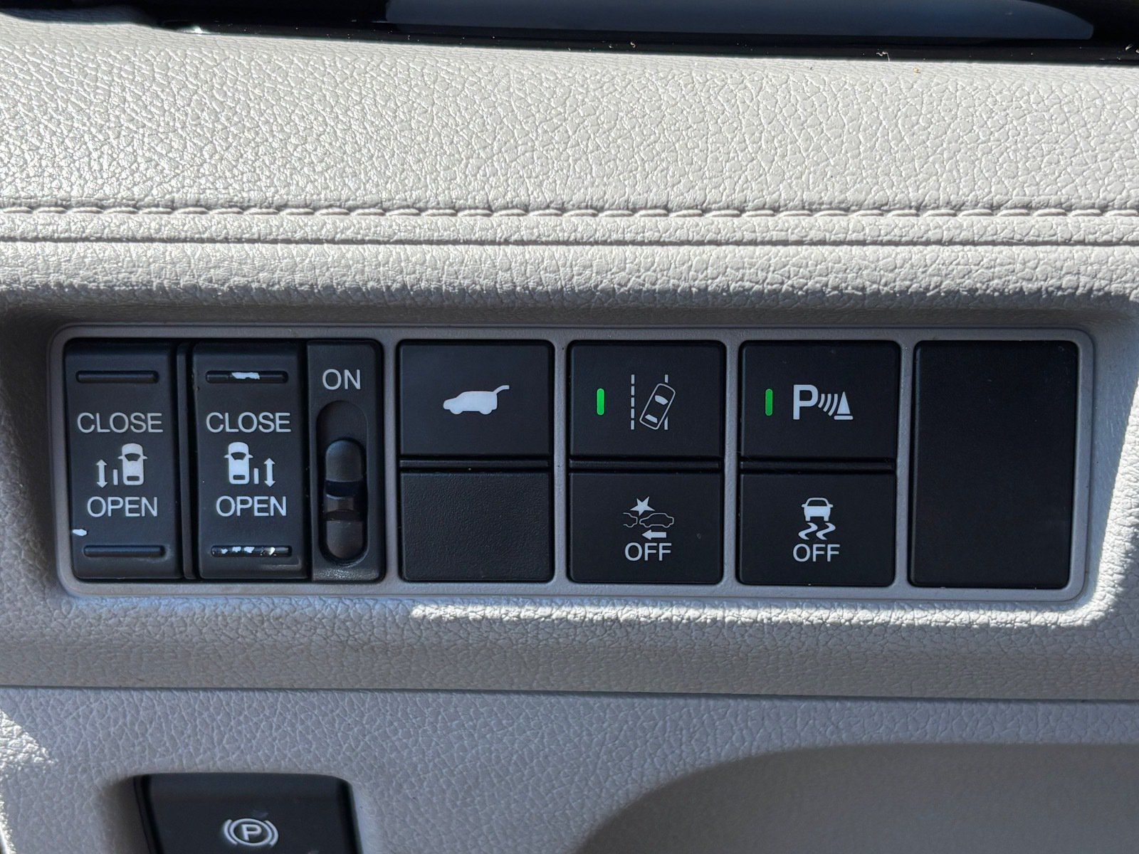 Used 2019 Honda Odyssey Elite image 26