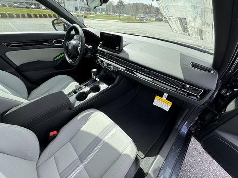New 2025 Honda Civic Sport image 31