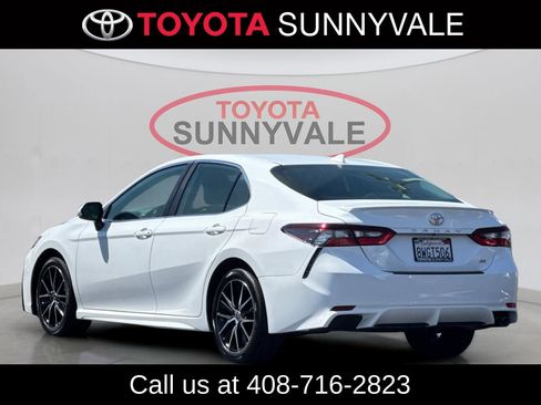 Used 2021 Toyota Camry SE w/ Carpet Mat Package (TMS) FWD image 7