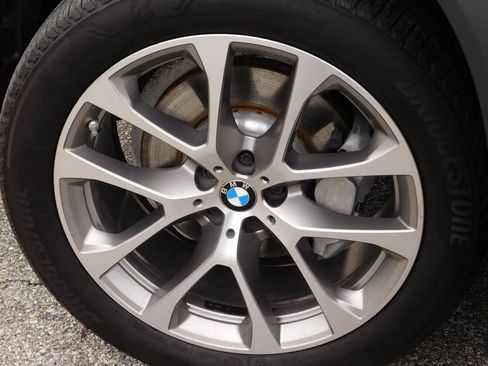 Used 2022 BMW X5 xDrive40i AWD/4WD image 13