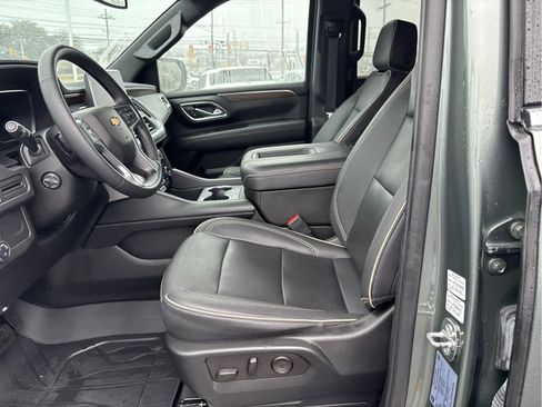 Certified 2023 Chevrolet Suburban Premier image 9