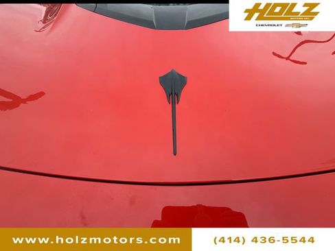 Used 2022 Chevrolet Corvette Stingray Preferred Cpe w/ Engine Appearance Package RWD image 32