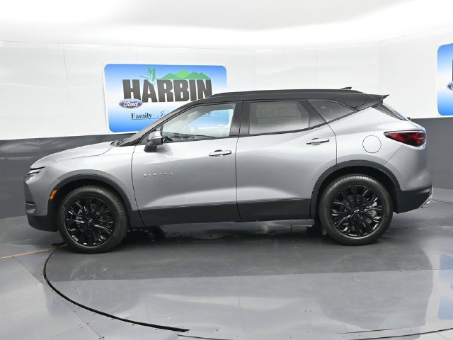 New 2026 Chevrolet Blazer LT w/ LPO, Black Sport Package FWD image 2