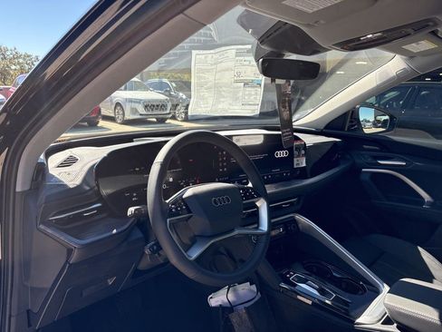 New 2025 Audi Q5 2.0T Premium Plus image 12