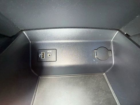 Used 2017 Nissan Altima 2.5 SV image 23