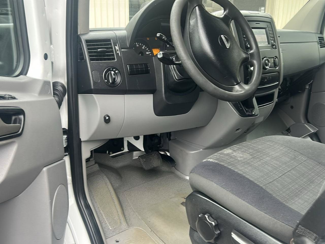 Used 2016 Freightliner Sprinter 3500 w/ Driver Comfort Package RWD image 11