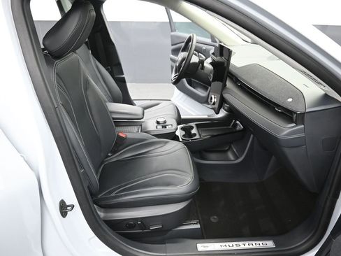 Used 2023 Ford Mustang Mach-E Premium image 16