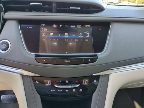 Used 2019 Cadillac XT5 Luxury image 22