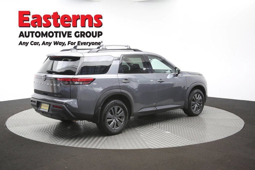 Used 2024 Nissan Pathfinder SV AWD/4WD image 43