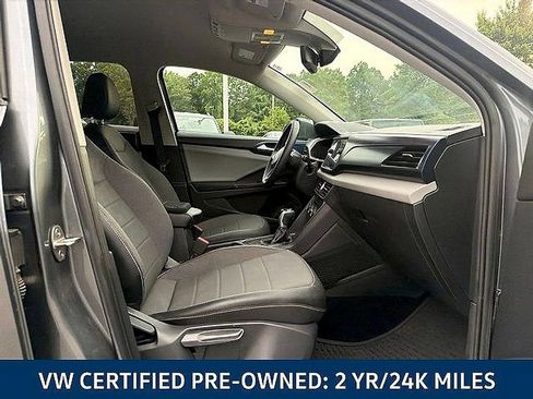 Certified 2022 Volkswagen Taos SE FWD image 35