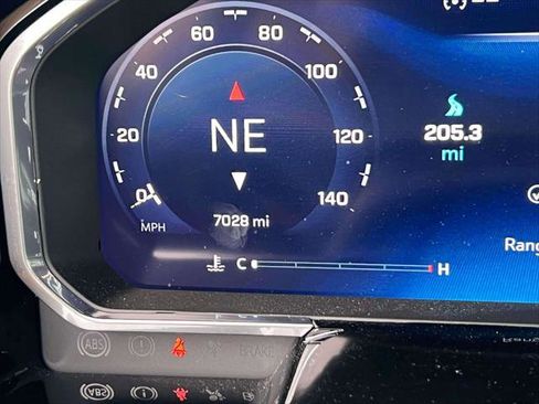 Used 2026 Chevrolet Silverado 1500 LT image 24