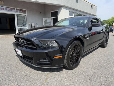 Used 2014 Ford Mustang Premium w/ Equipment Group 202A RWD image 3