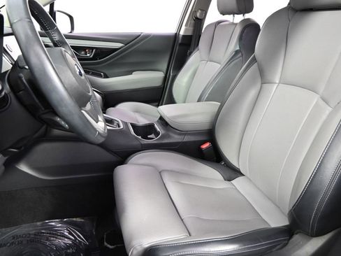 Used 2022 Subaru Outback Limited image 13