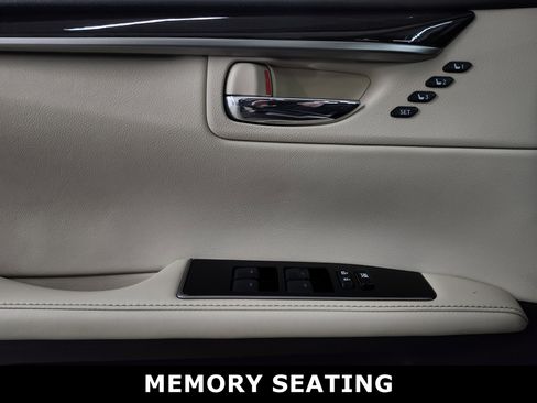 Used 2016 Lexus ES 350 image 17