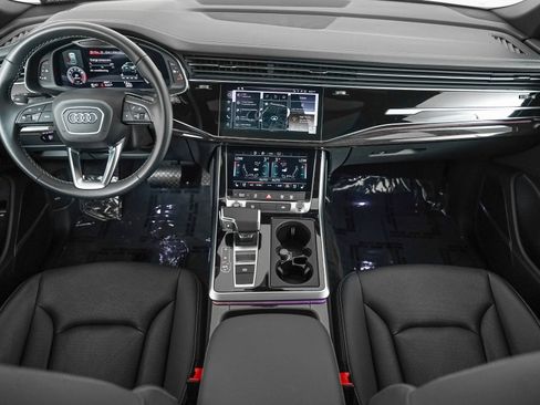 Certified 2025 Audi Q8 Premium Plus w/ Premium Plus Package AWD/4WD image 9