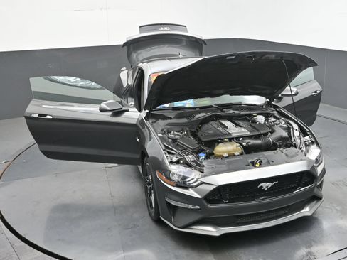 Used 2020 Ford Mustang GT RWD image 39