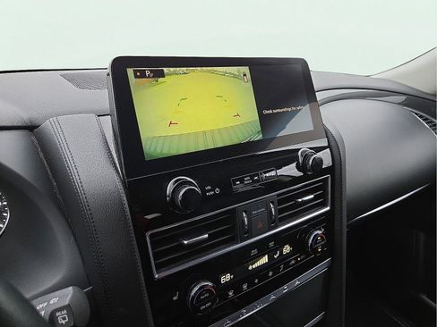 Used 2021 Nissan Armada SV image 16