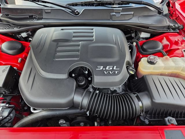 Used 2022 Dodge Challenger GT RWD image 30