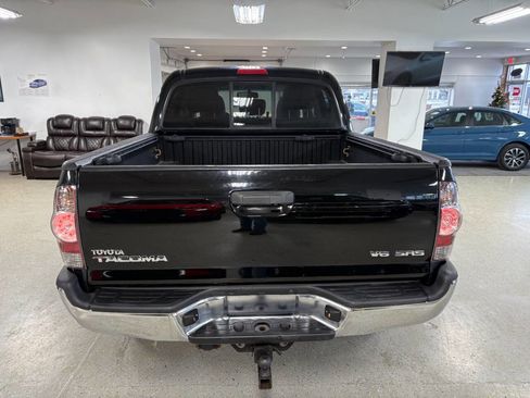 Used 2013 Toyota Tacoma 4x4 Double Cab image 9