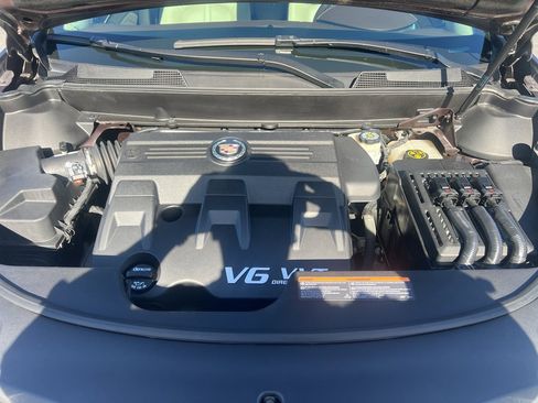 Used 2015 Cadillac SRX Luxury w/ Driver Awareness Package image 35