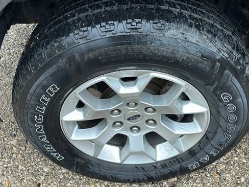 Used 2021 Ford F150 XLT AWD/4WD image 29