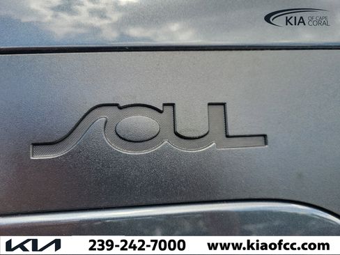 Used 2020 Kia Soul LX FWD image 27