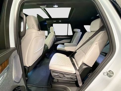 Used 2026 Cadillac Escalade Platinum Sport w/ LPO, ONYX Package image 24