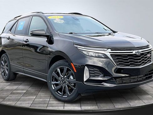 Used 2023 Chevrolet Equinox RS w/ RS Leather Package image 12