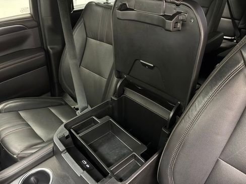 Used 2021 Chevrolet Tahoe RST w/ Luxury Package AWD/4WD image 26