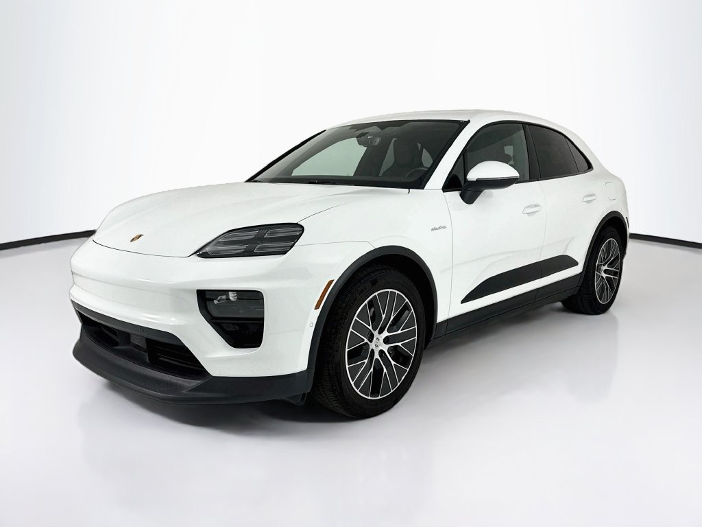 Certified 2025 Porsche Macan Electric RWD image 1