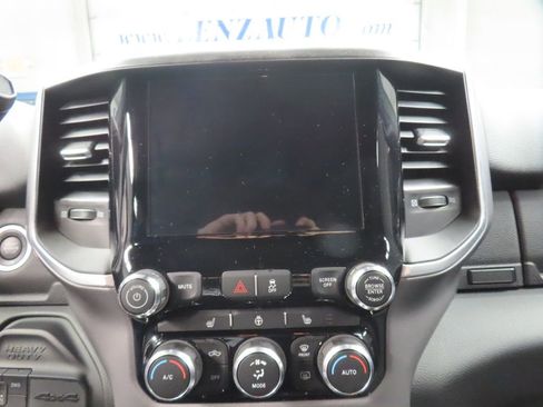 Used 2024 RAM 2500 Big Horn AWD/4WD image 52