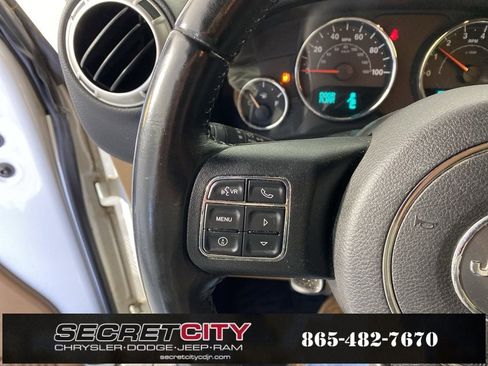 Used 2018 Jeep Wrangler Unlimited Sahara w/ Connectivity Group image 14
