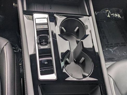 New 2025 Volkswagen Atlas Cross Sport SEL Premium R-Line image 15