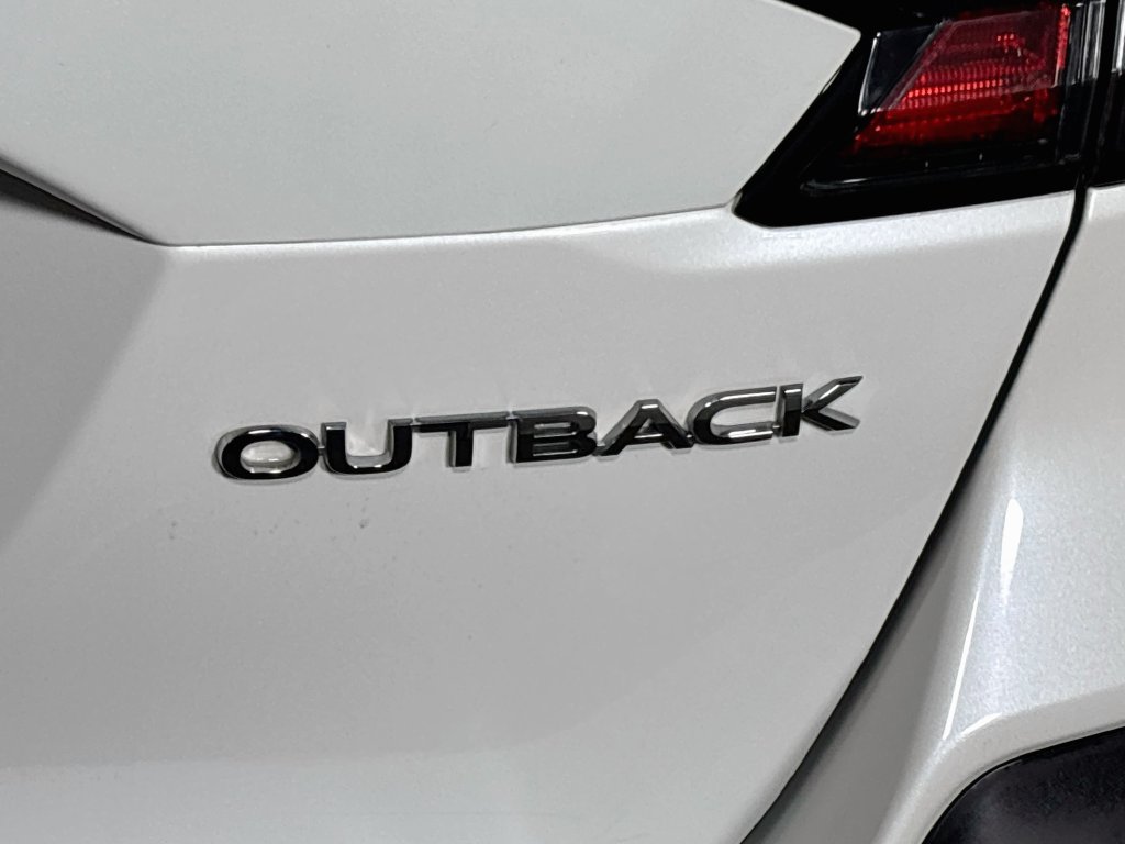 Used 2023 Subaru Outback Premium AWD/4WD image 23