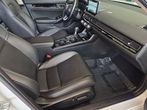 Used 2024 Honda Civic Touring image 20