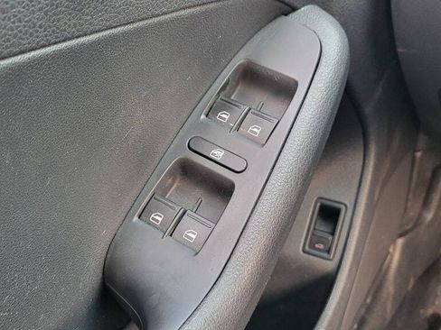 Used 2017 Volkswagen Jetta S FWD image 31
