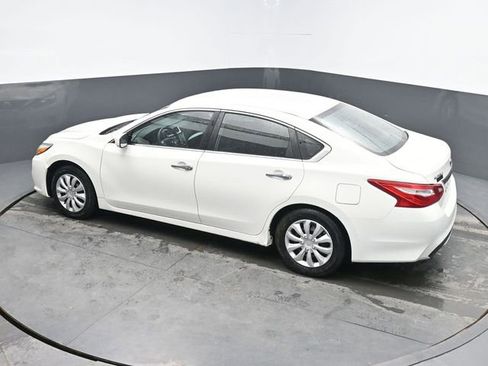 Used 2017 Nissan Altima 2.5 S FWD image 18