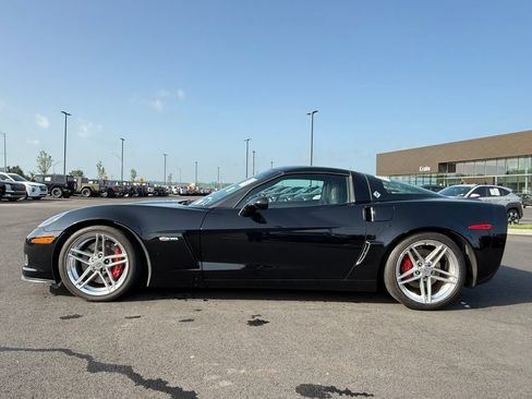 Used 2008 Chevrolet Corvette Z06 w/ Preferred Equipment Group RWD image 9