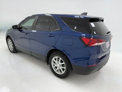 Used 2022 Chevrolet Equinox LS w/ LS Convenience Package image 37