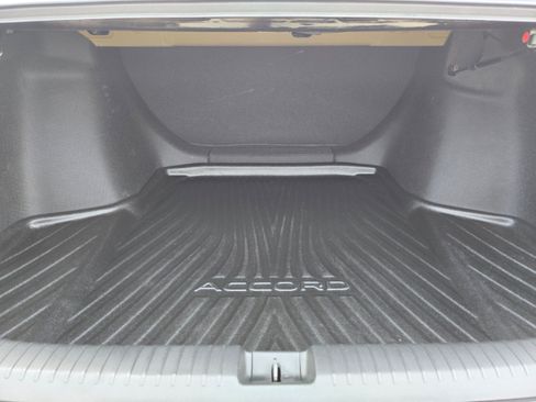 Certified 2025 Honda Accord LX image 27