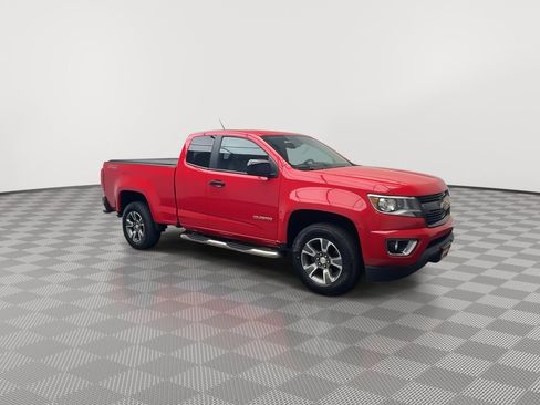 Used 2015 Chevrolet Colorado Z71 AWD/4WD image 40